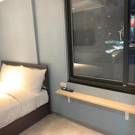 Donni Room For Rent Taipei Exteriör bild