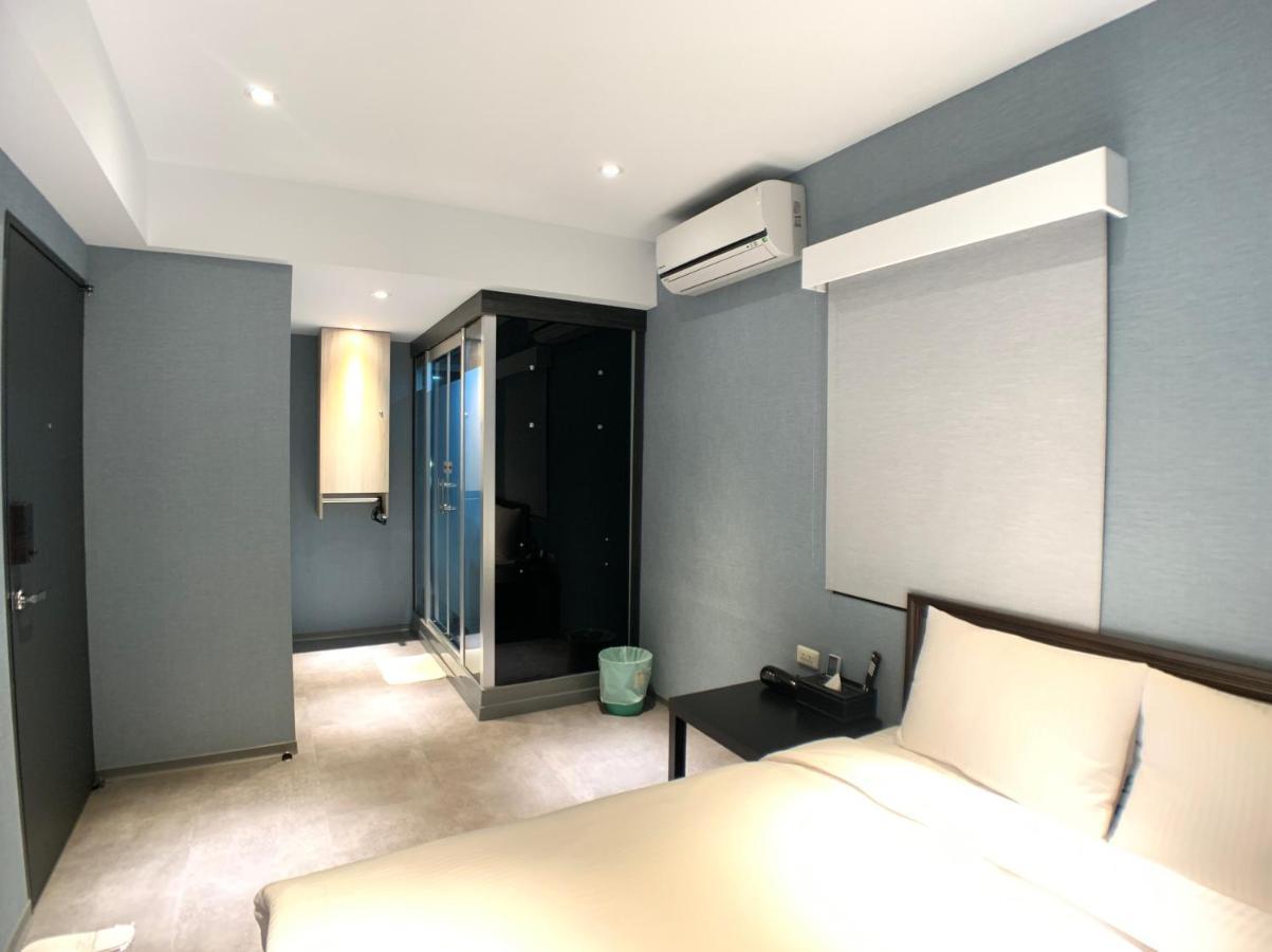 Donni Room For Rent Taipei Exteriör bild